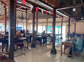 Rapat Bersama Bamuskal Bahas Penjualan Aset Rusak Milik Kalurahan Siraman